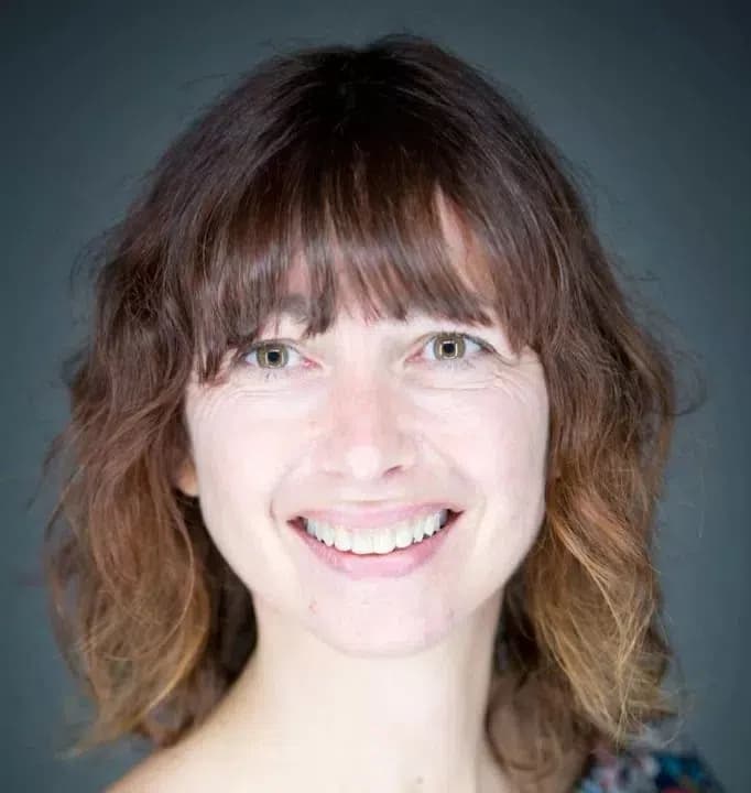 Portrait de Evelyne Lombardo, praticienne EMDR à Toulon